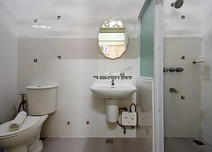 Alicia Tower Residences Hotel 2*